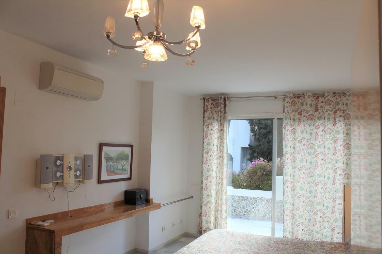 Alcazaba Beach Apartment 3302 Estepona Buitenkant foto